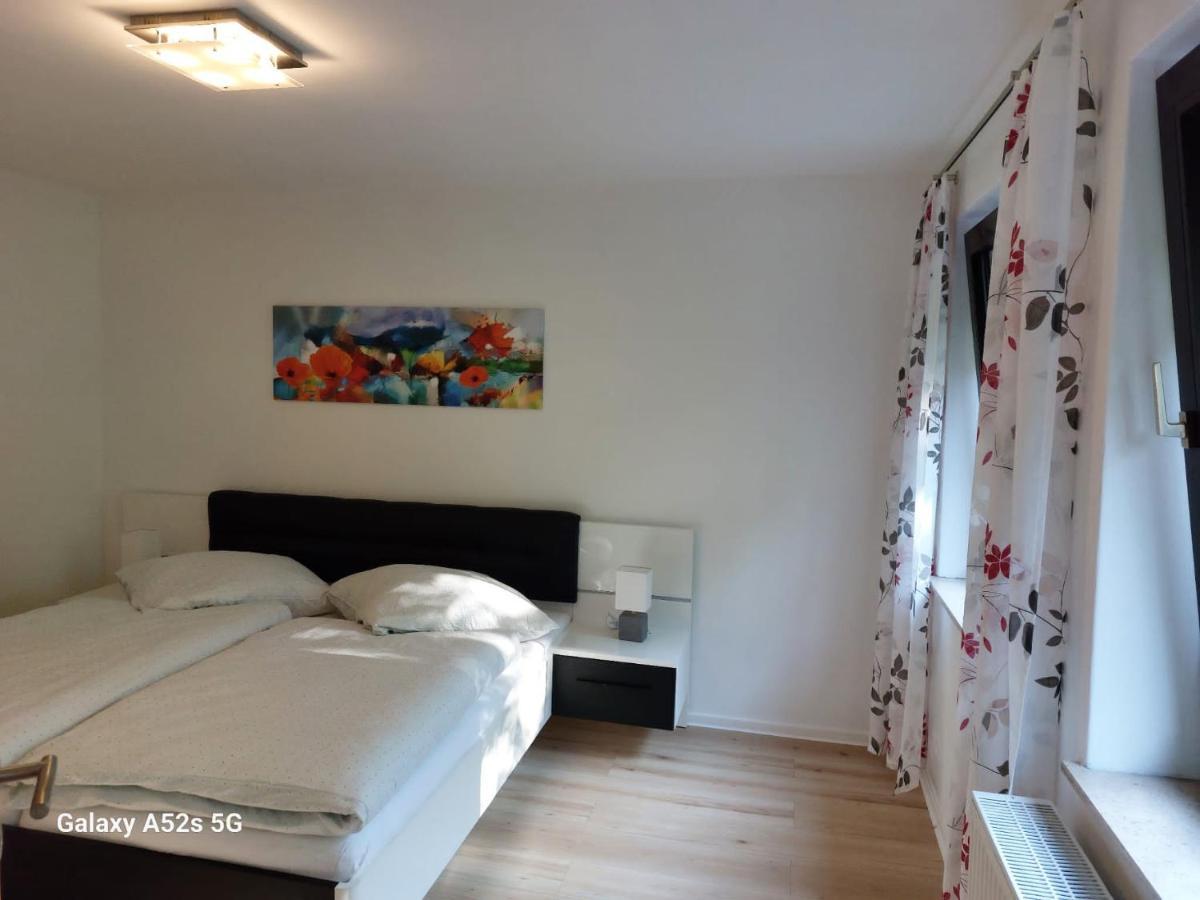 Lenne-Blick Ferienwohnung Finnentrop Exterior photo